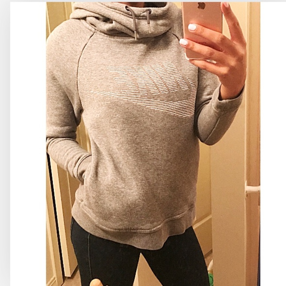 Nike Funnel Neck Pullover Hoodie Women’s